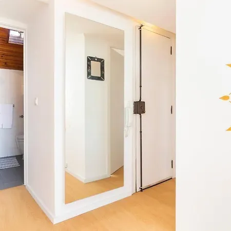 Apartment Romantic Rooftop W/ River View Ac Heating Lisbon